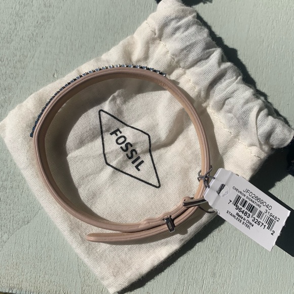 Fossil Bracelet with Matching Necklace - Picture 3 of 6